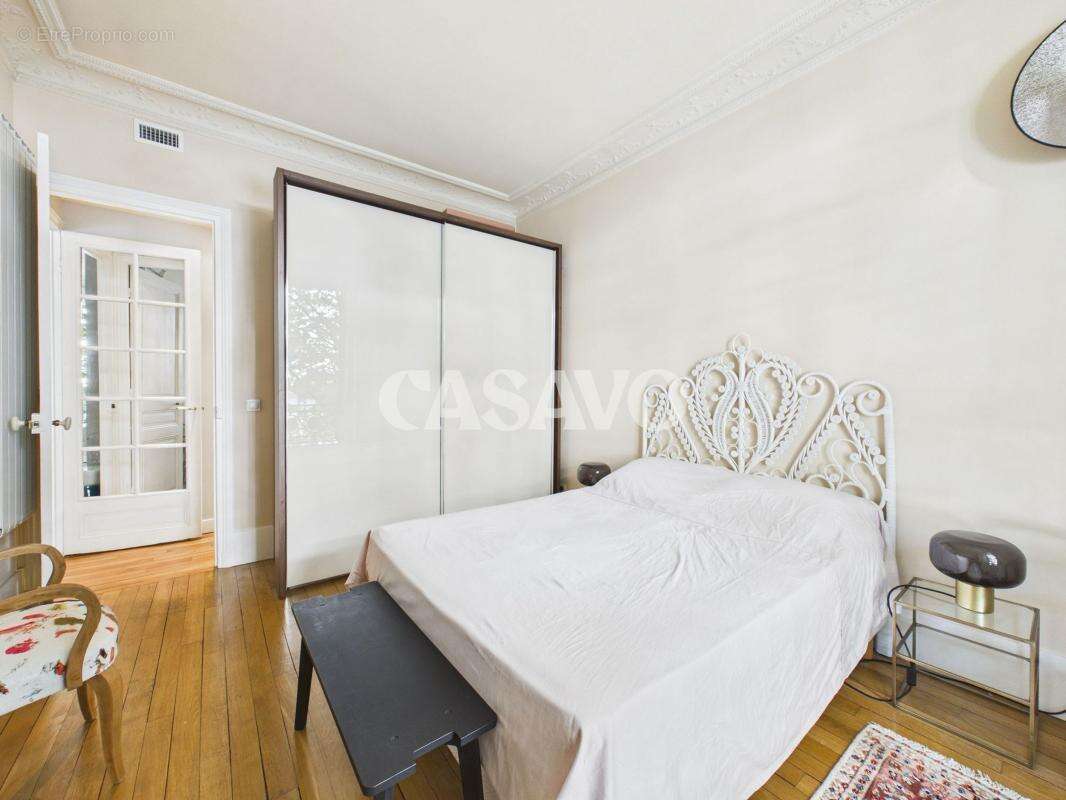 Appartement à SURESNES