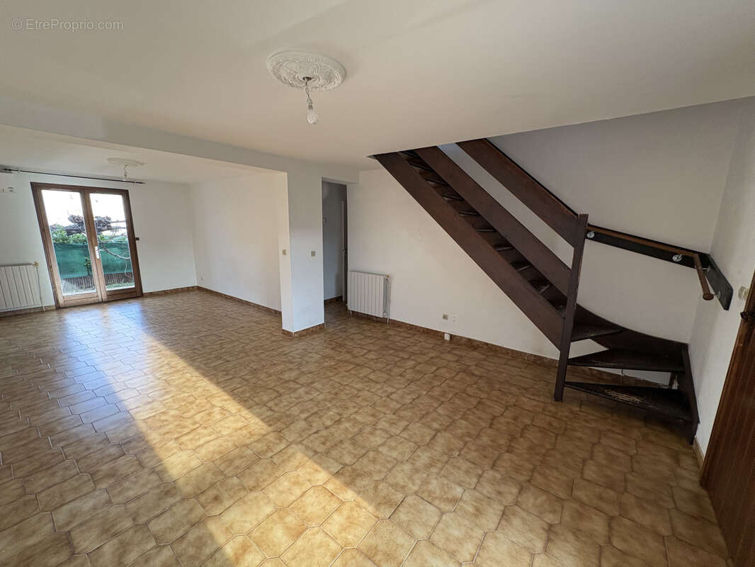 Maison à SIX-FOURS-LES-PLAGES