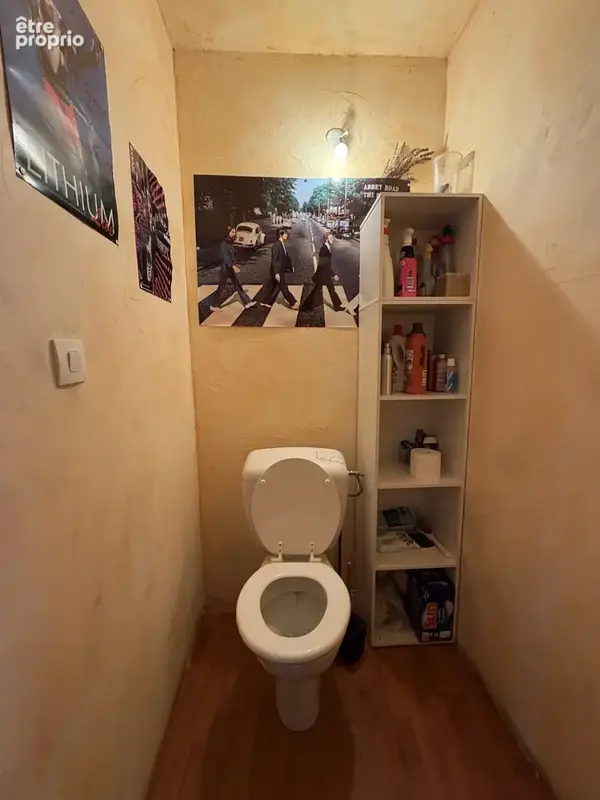 wc indépendant étage 