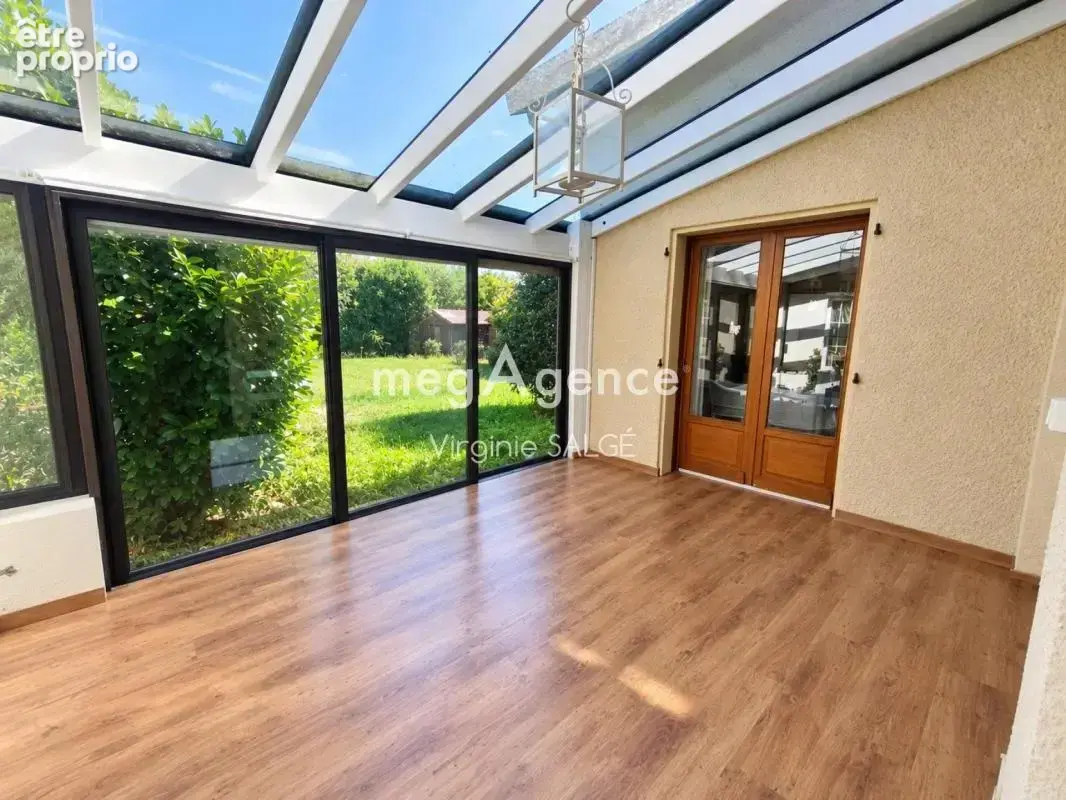 Ramoville saint-agne -  quartier montcalm -maison familiale 6 pieces de 156m² sur parcelle de 1511m² - photo 6