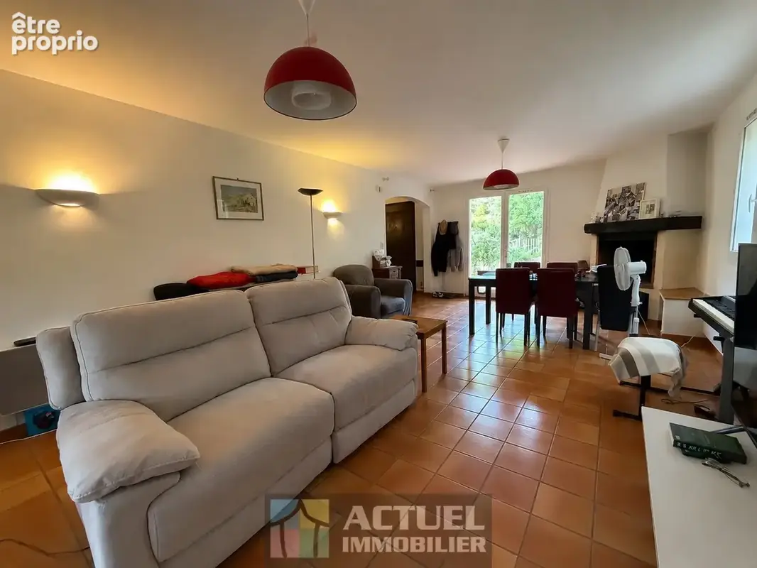 Maison à vendre avec piscine et terrain arboré   Saint-Clément-de-Rivière - photo 2