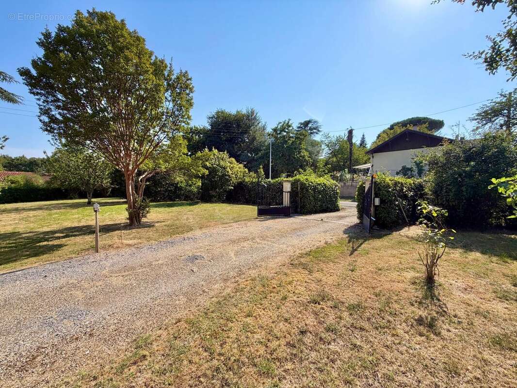 Maison 100 m² à Eauze  - photo 6