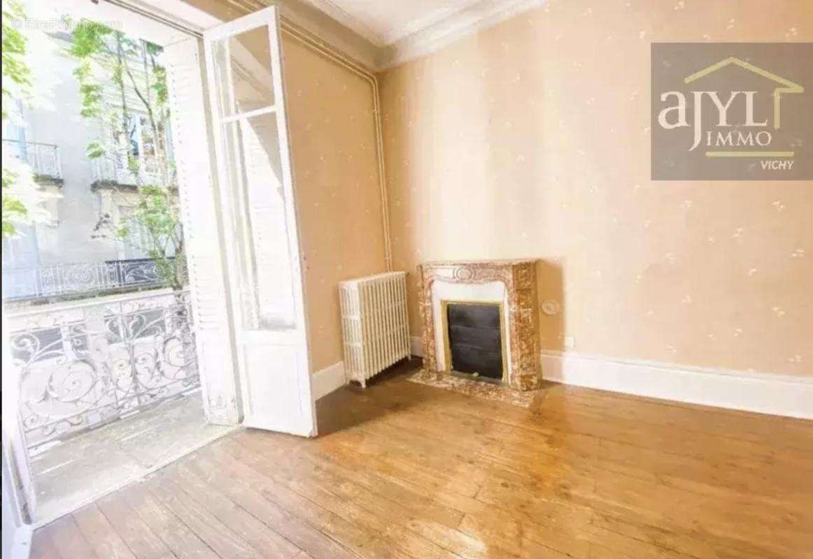 Appartement à VICHY