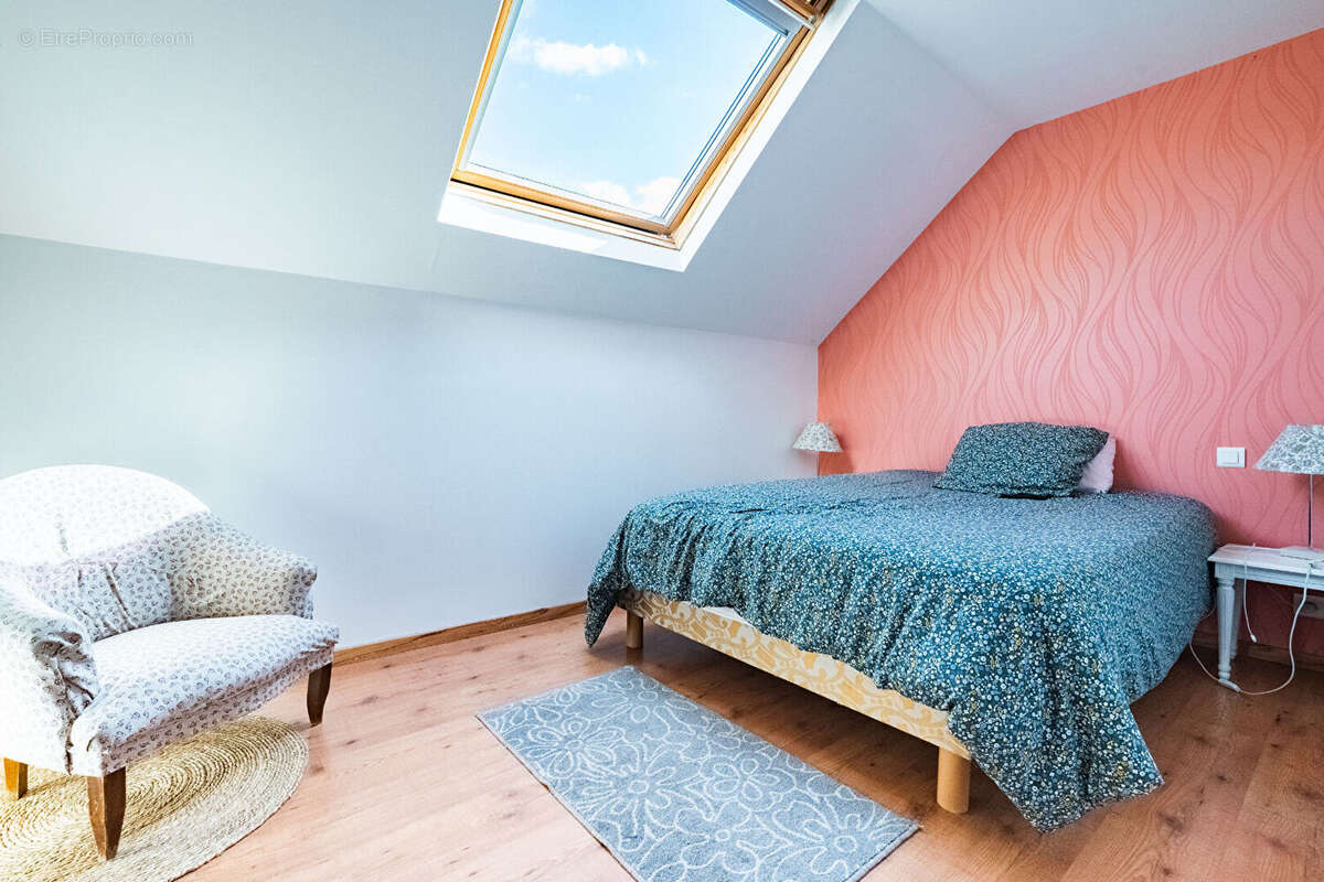 Maison à LES PONTS-DE-CE