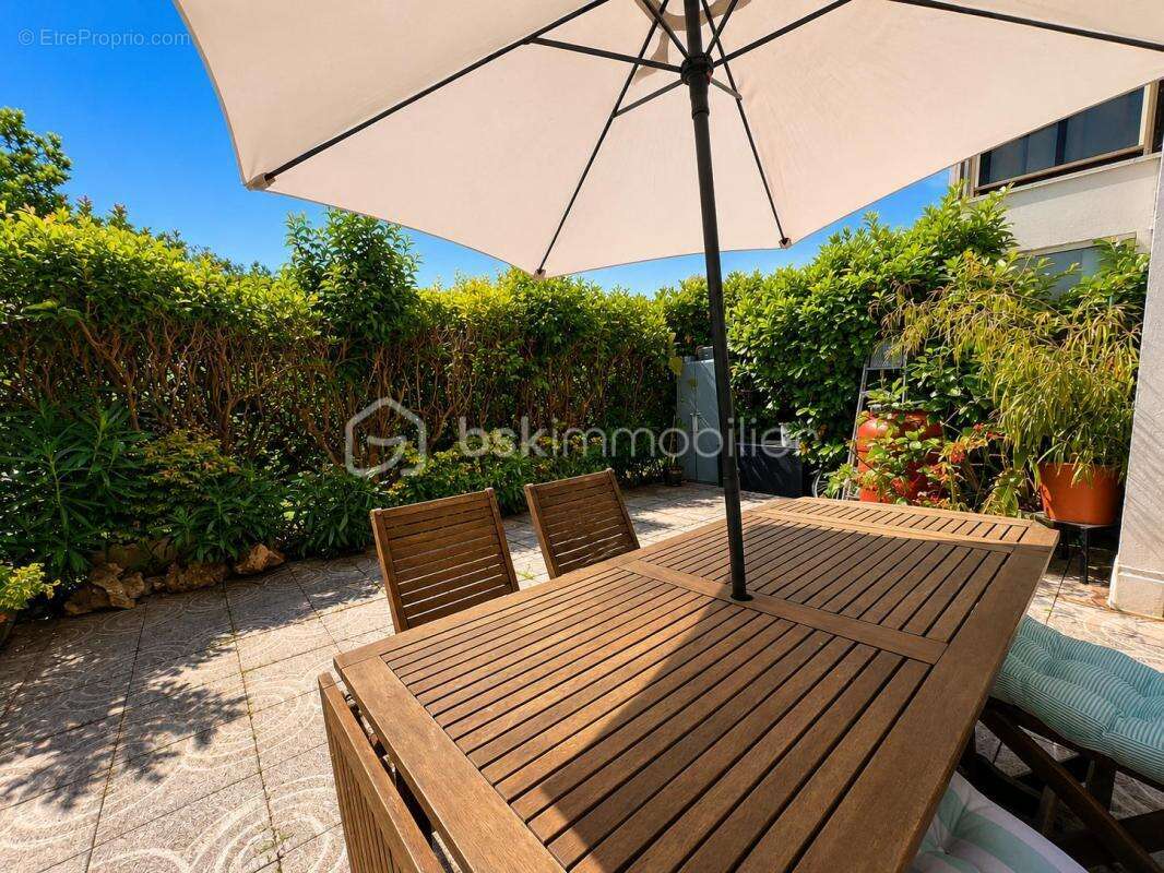 Appartement à MANDELIEU-LA-NAPOULE
