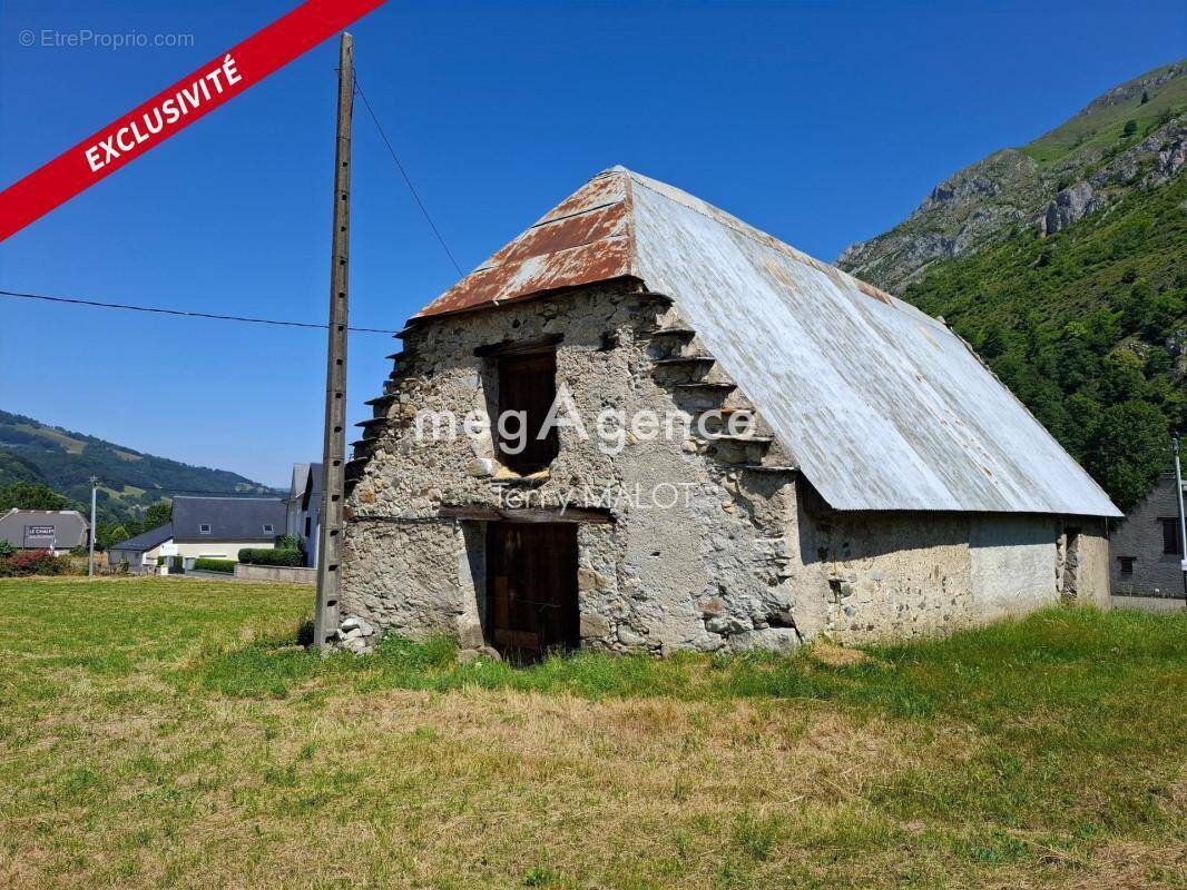 Maison à CAMPAN