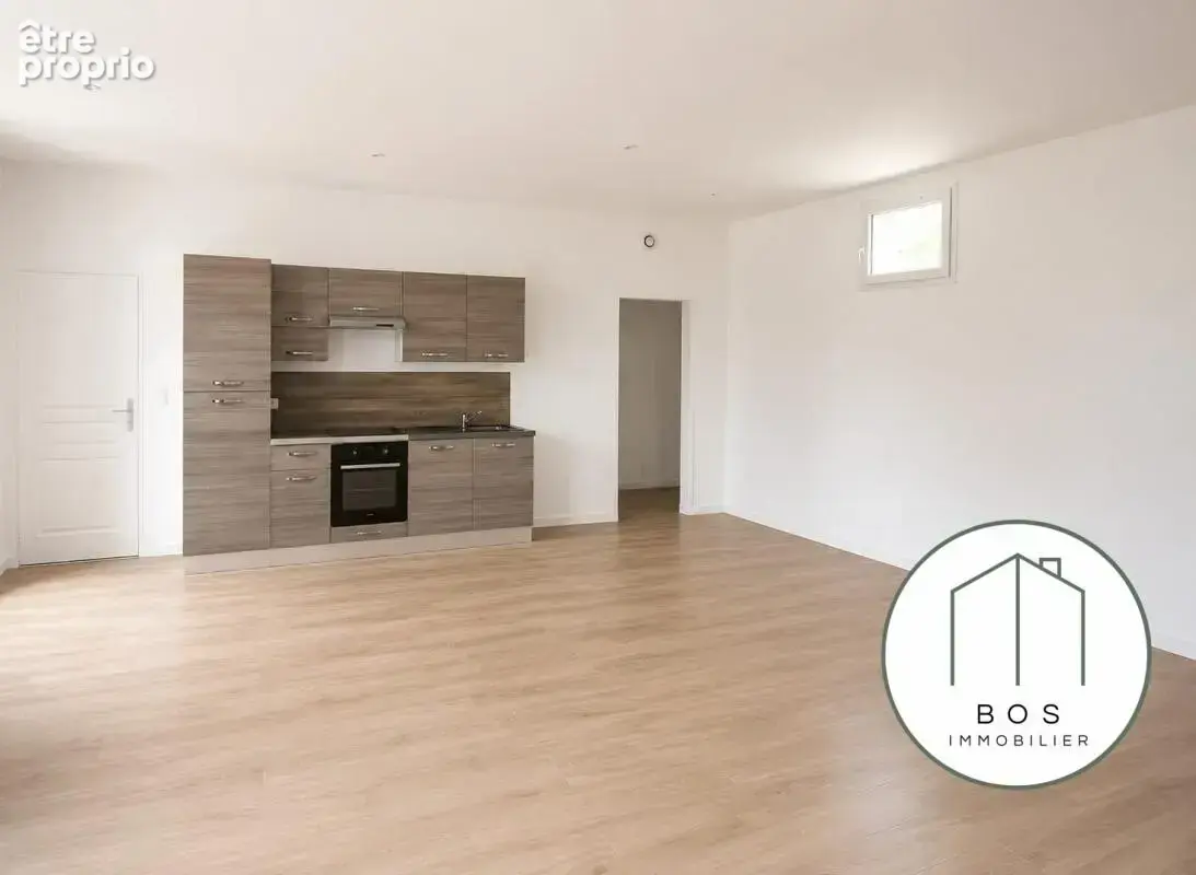 Maison de ville avec deux appartements loués - photo 3