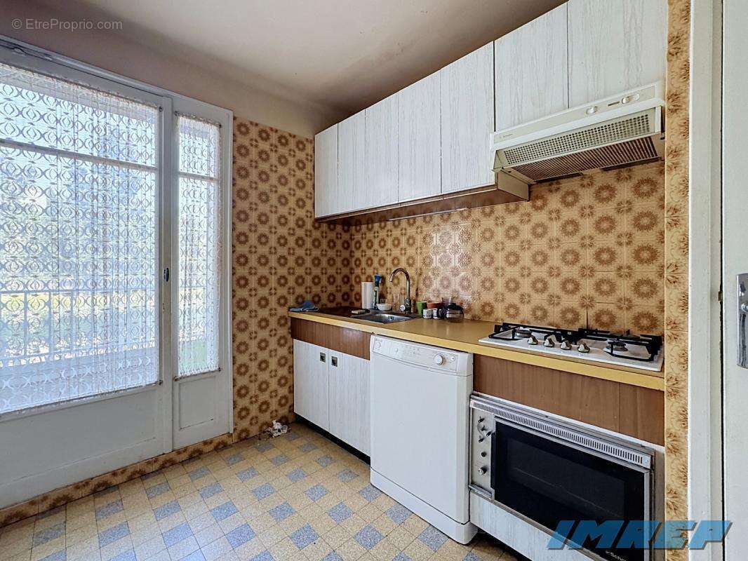 Appartement à MARSEILLE-9E