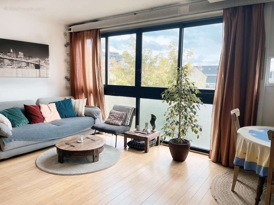 Appartement à NOGENT-SUR-MARNE