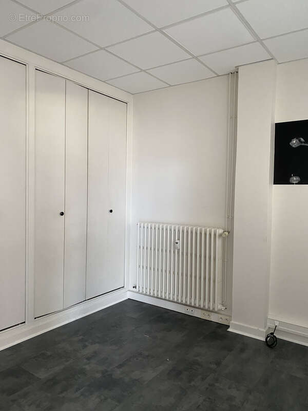 Commerce à BRIVE-LA-GAILLARDE