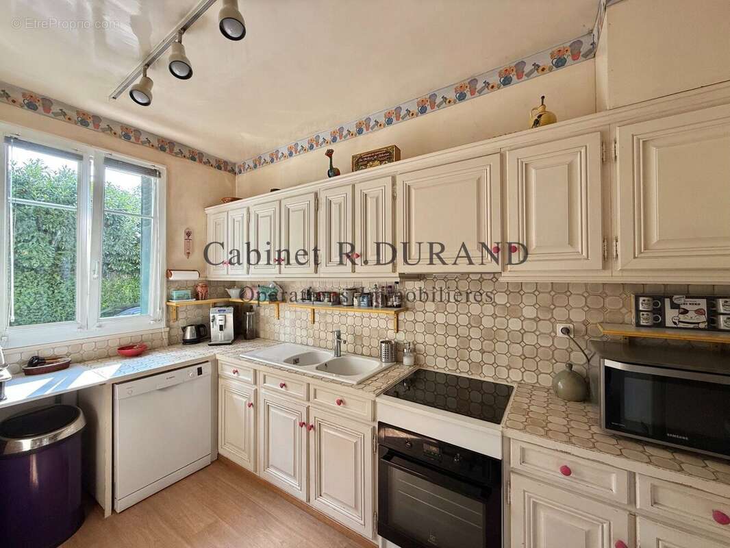 Maison à ASNIERES-SUR-SEINE