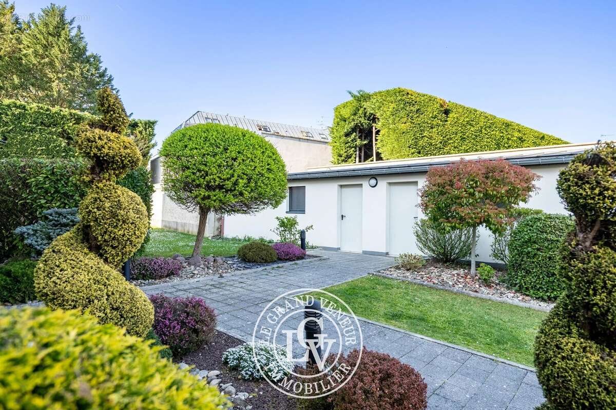 Appartement à FONTAINEBLEAU