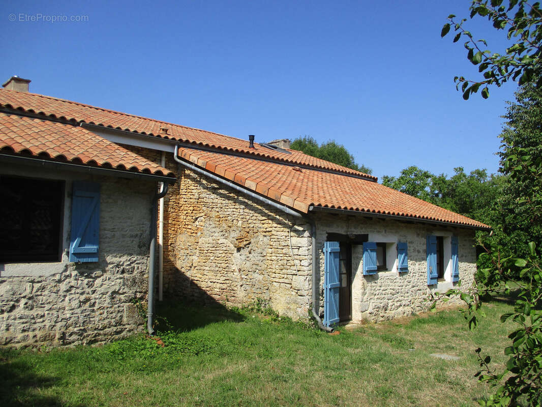 Maison à MESSE