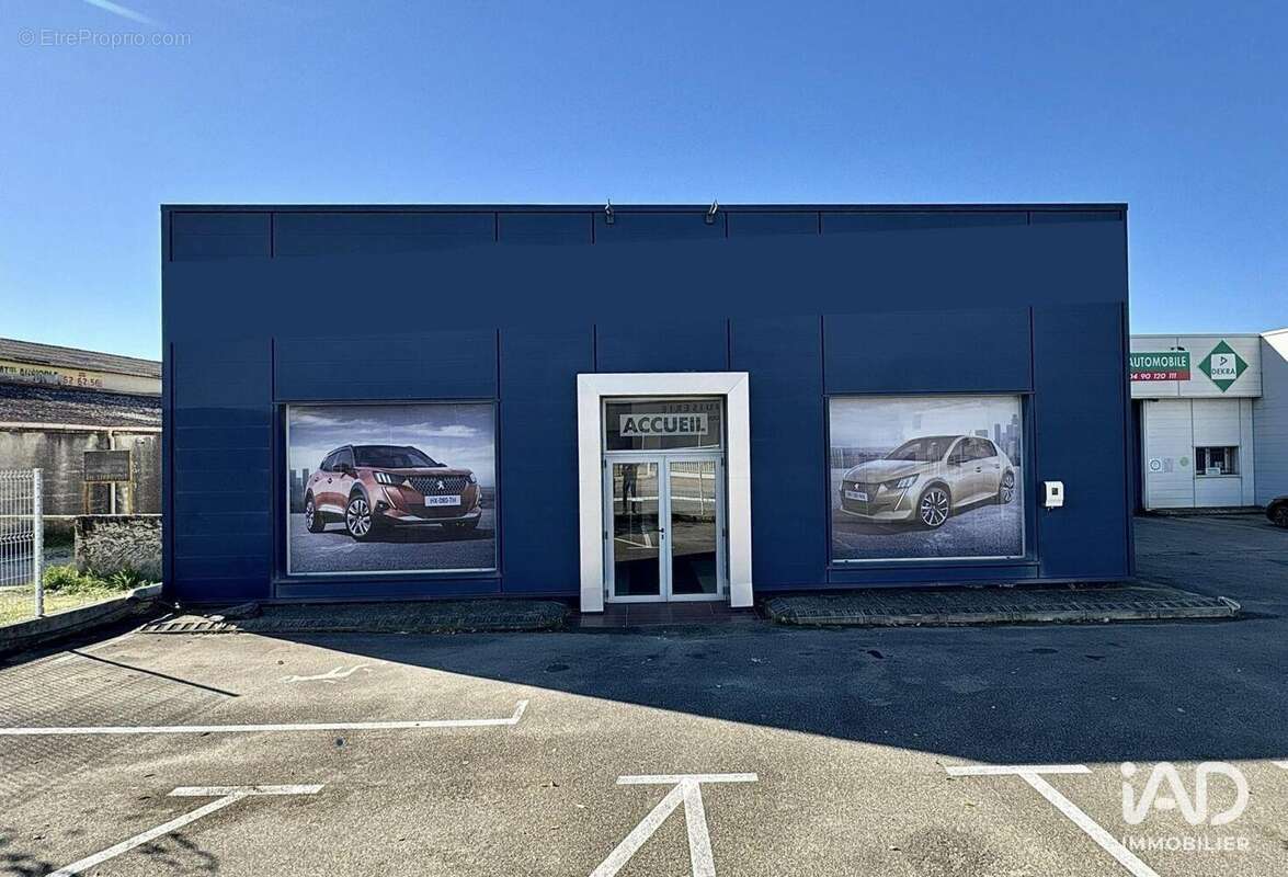 Photo 2 - Commerce à AUBIGNAN