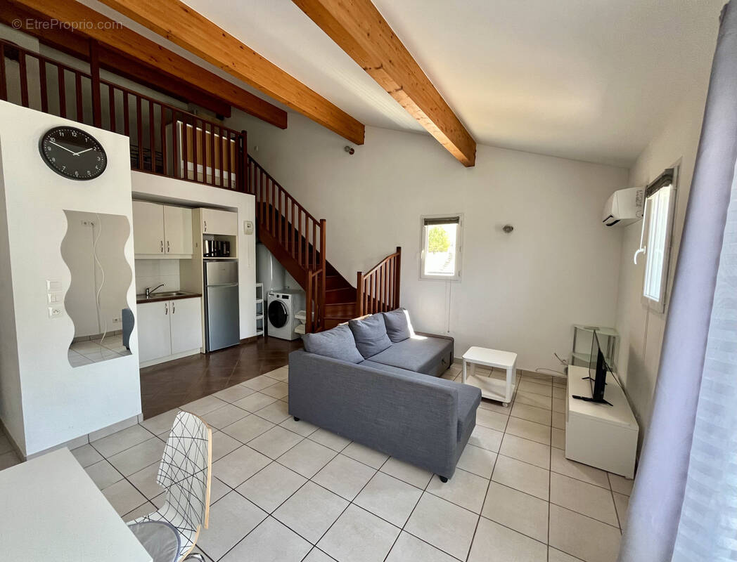 Appartement à SIX-FOURS-LES-PLAGES