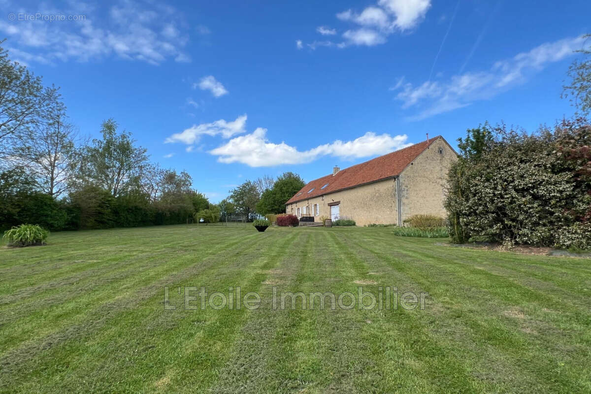 Maison à MORTAGNE-AU-PERCHE
