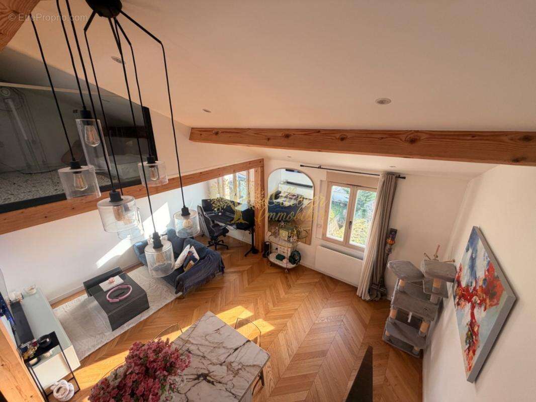 Duplex type loft – Dernier étage – Prestations haut de gamme - photo 6