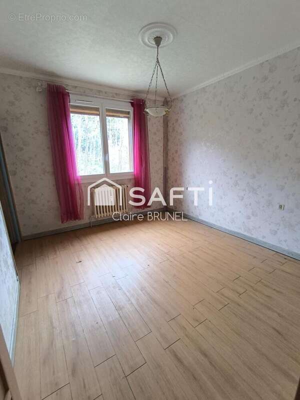 Photo 4 - Appartement à BESSEGES