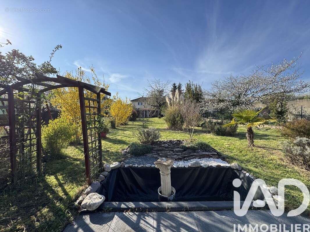 Photo 3 - Maison à MONTLUCON