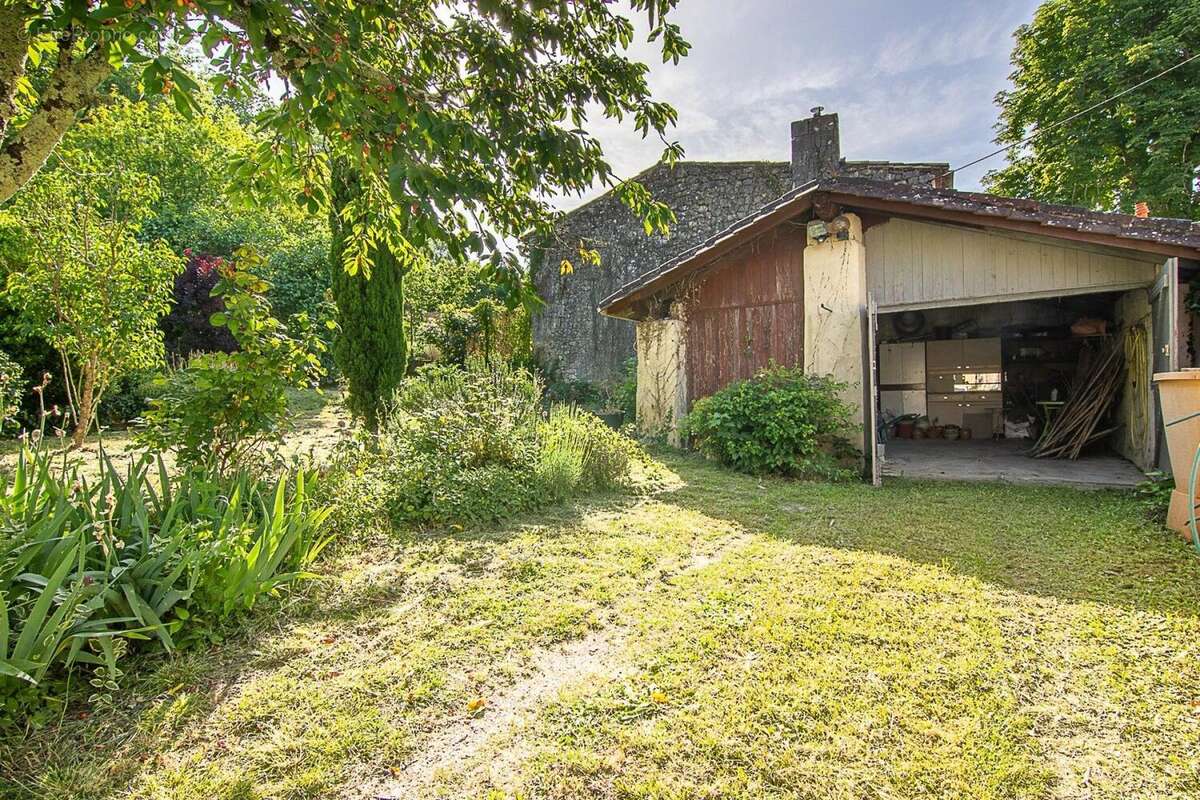 Photo 9 - Maison à SAINT-MICHEL-DE-FRONSAC