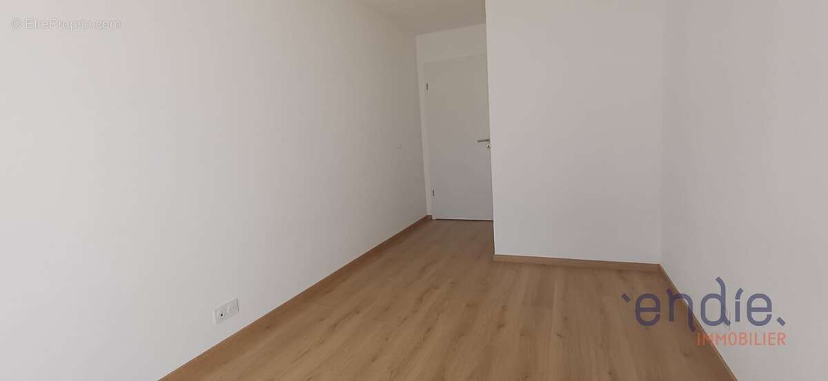 PROCHE BLOTZHEIM  F3 Rez-de-jardin  Terrasse 13 m²  Jardin 110 m²  269 000  FAI. - photo 9