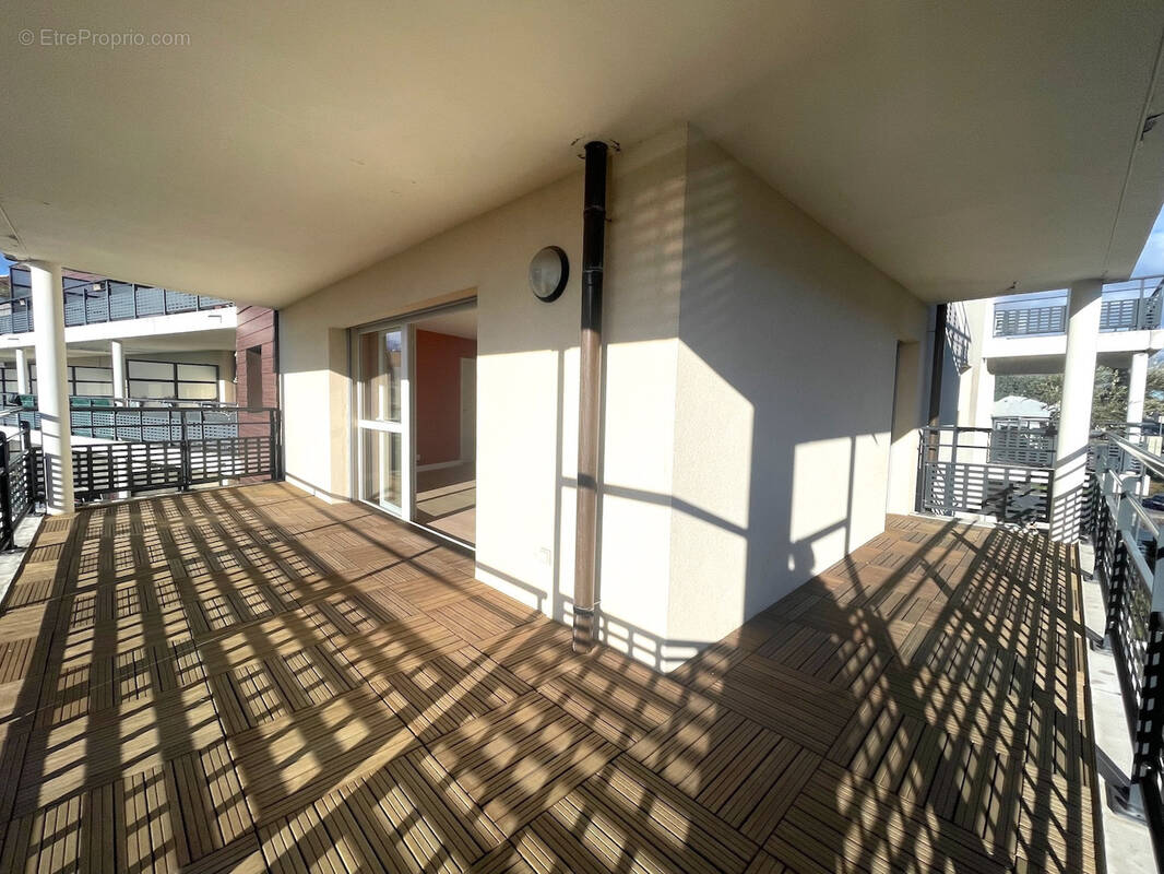 Appartement à FERNEY-VOLTAIRE