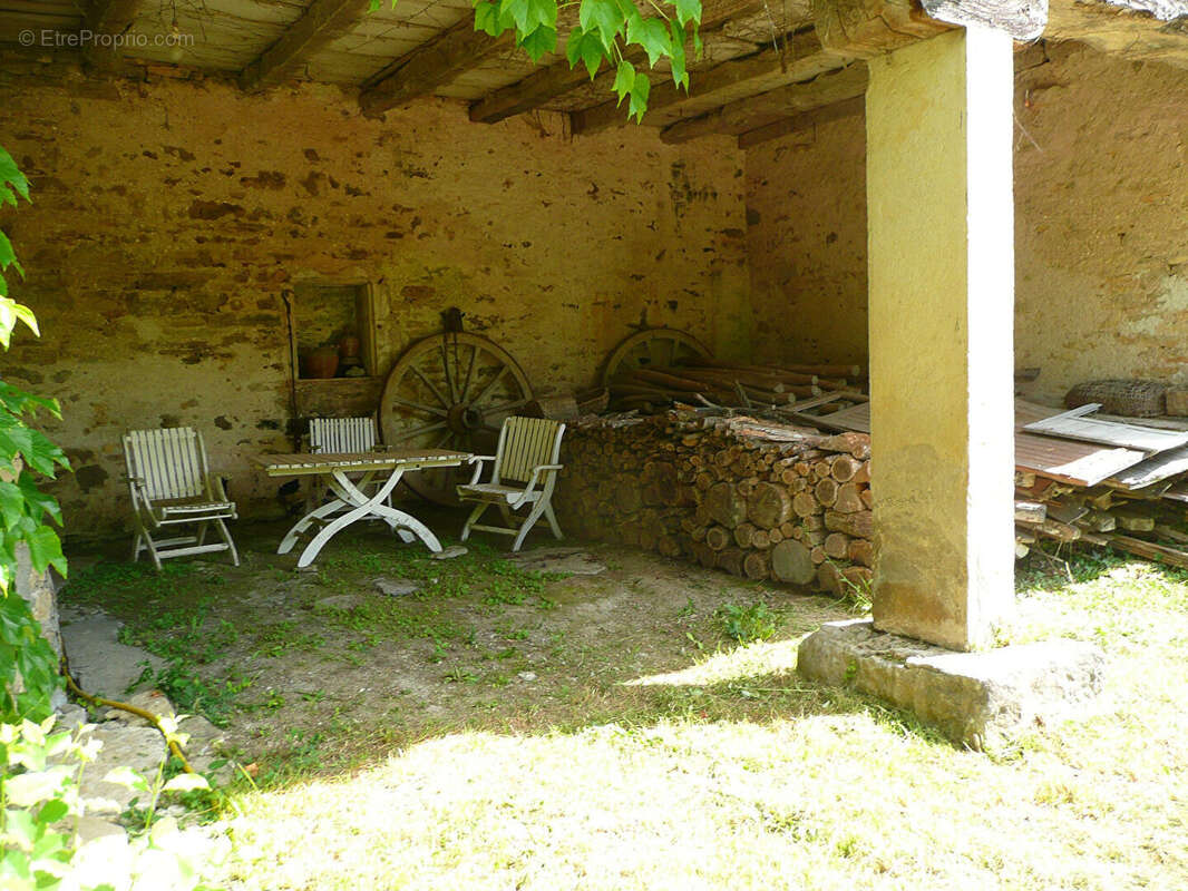 Corps de ferme - Vailhourles - photo 3