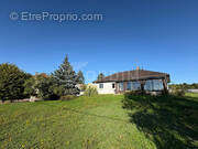 Maison à POILLY-SUR-SEREIN