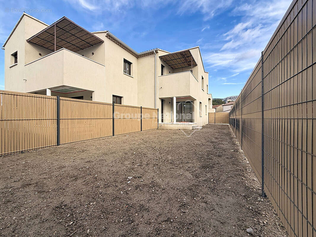 Appartement à TAILLADES