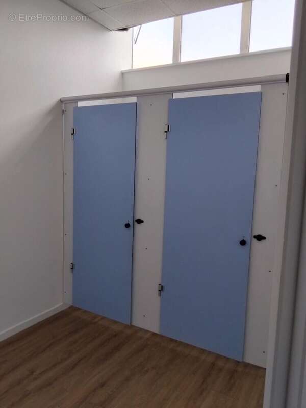 Photo 4 - Commerce à LA ROCHE-SUR-YON