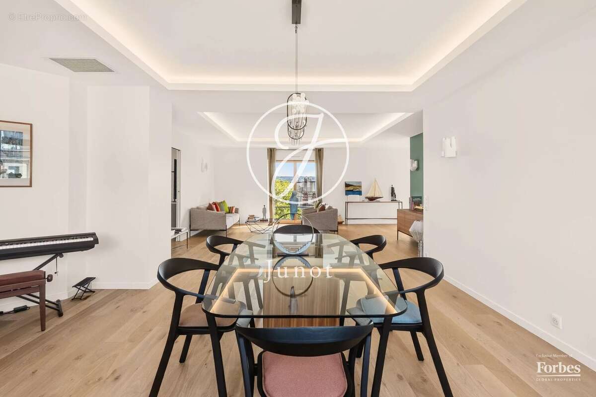 Appartement à LE VESINET