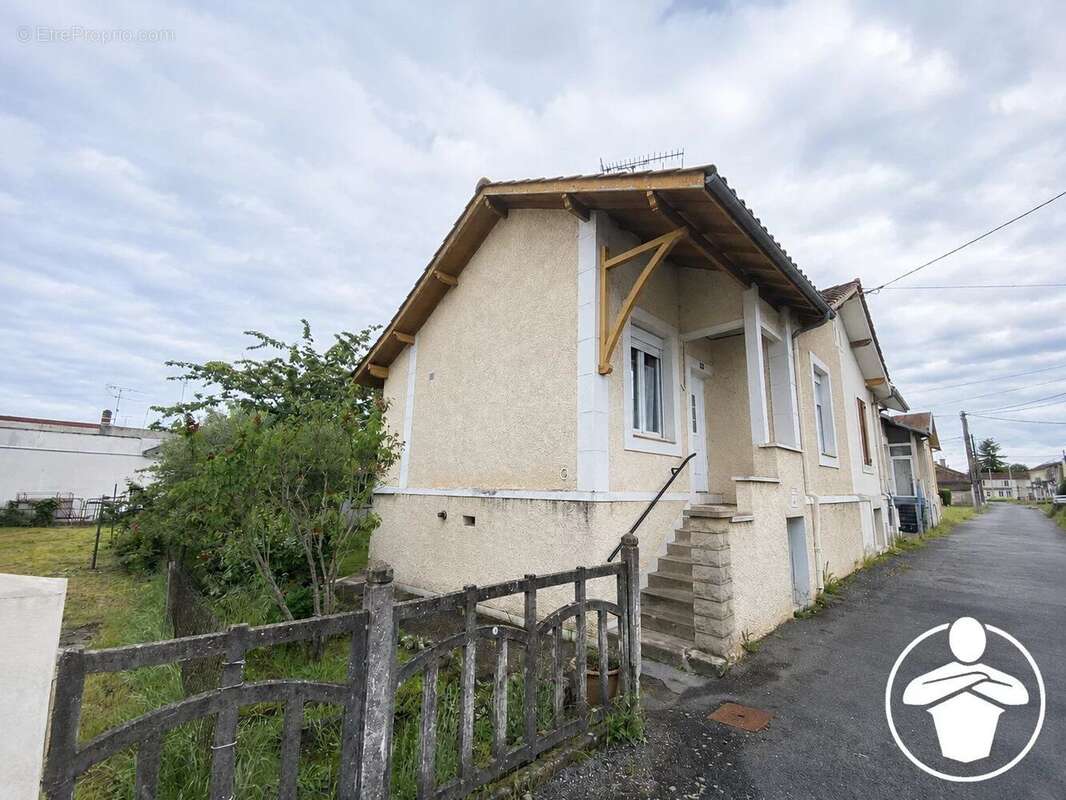 Vente Maison Fumel(47500) 49 000ï¿œ - photo 2