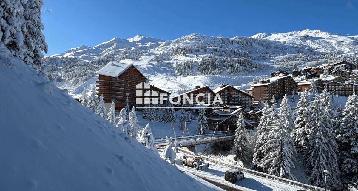 Appartement à LES ALLUES