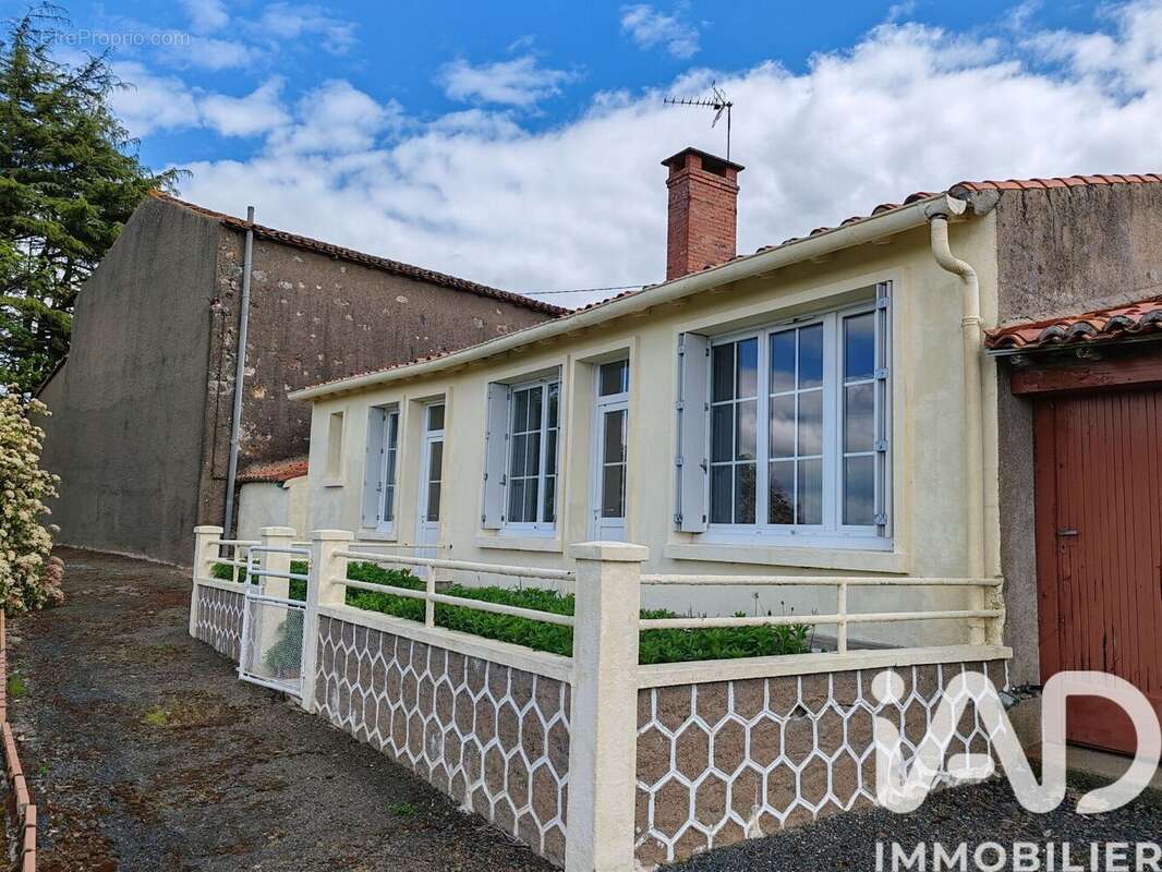 Photo 4 - Maison à CERNUSSON