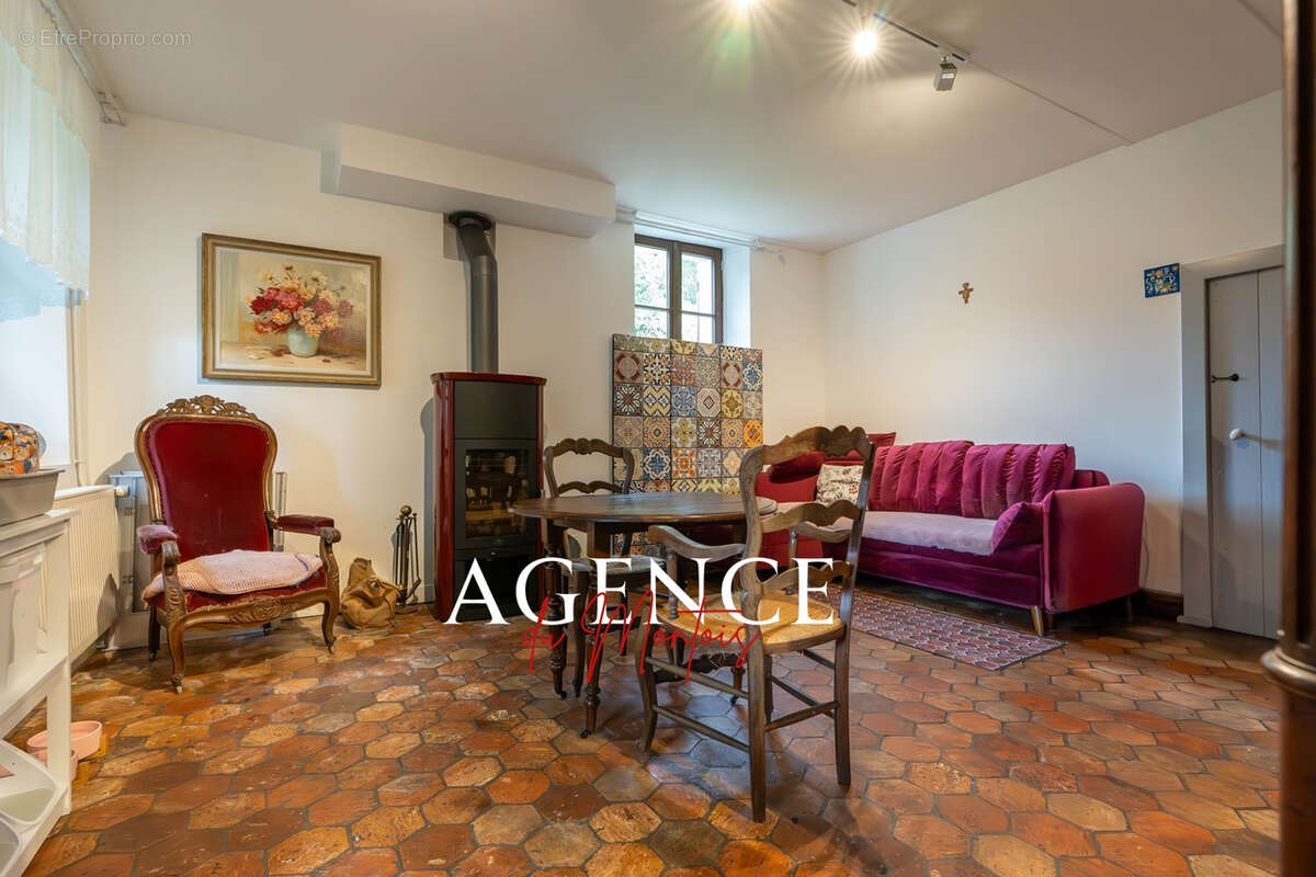 Maison à DONNEMARIE-DONTILLY