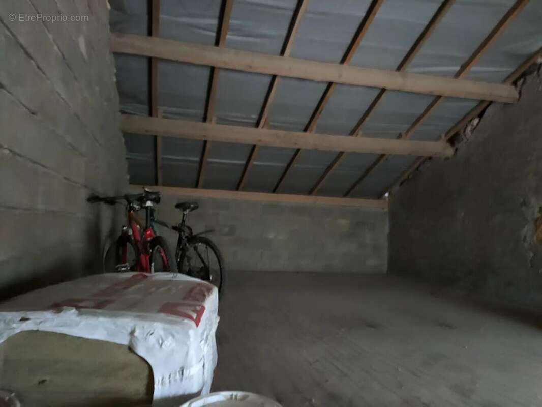 Maison à REGNEVELLE