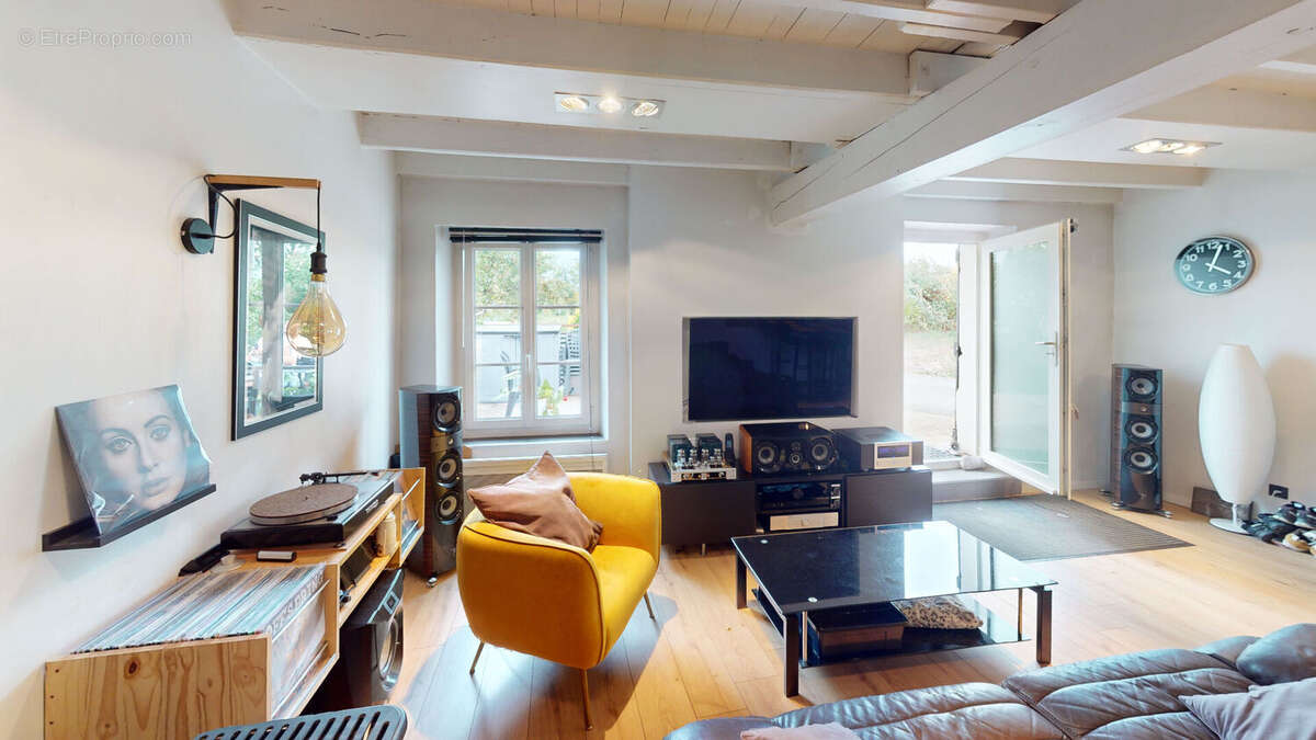 Maison à CHAPAREILLAN