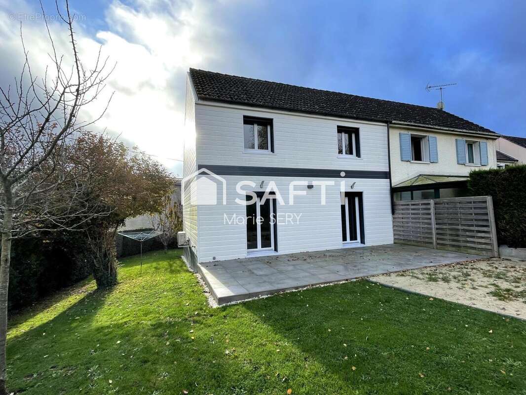 Photo 2 - Maison à FLEURY-SUR-ANDELLE