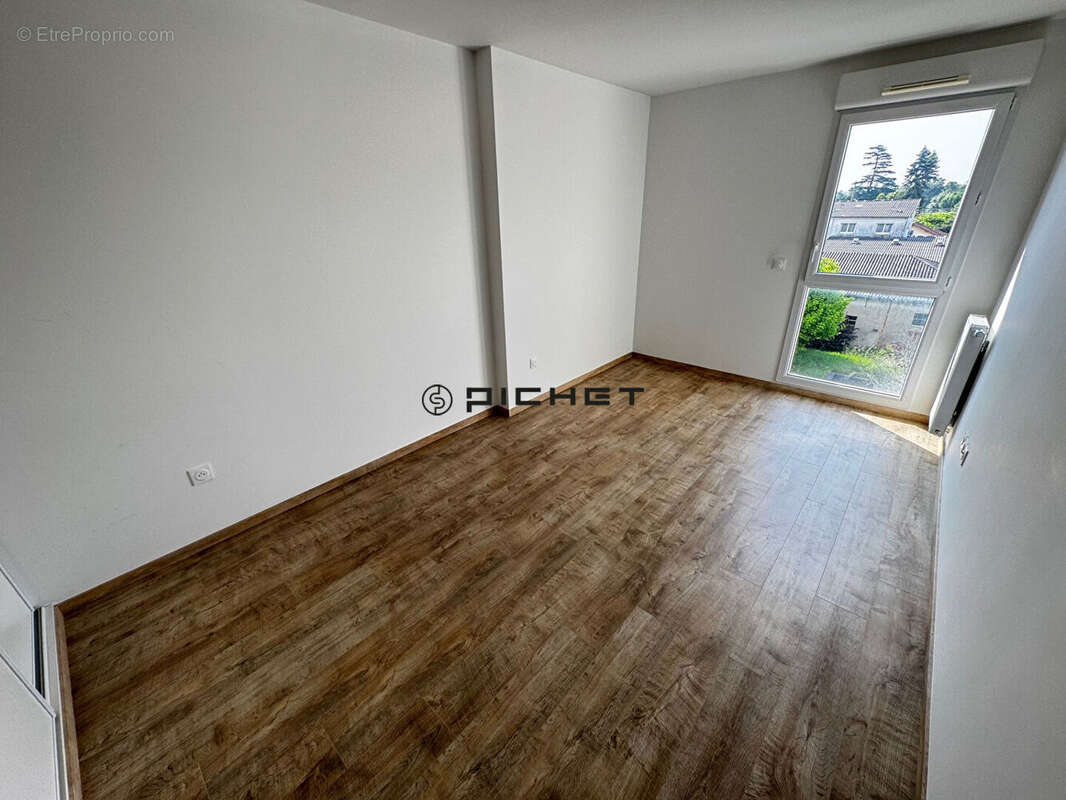 Appartement à CENON