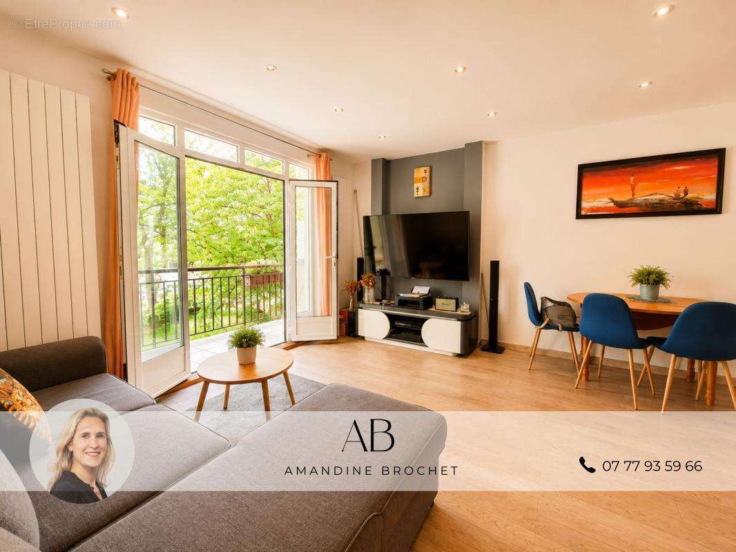 Appartement à VERSAILLES