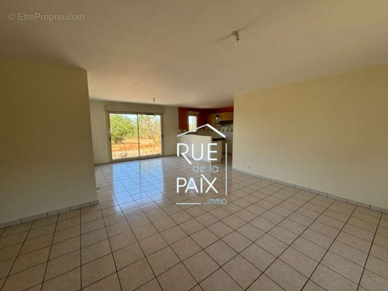 Maison  plain pied Saint Loup Lamaire 4 pièce103 m2 - photo 9