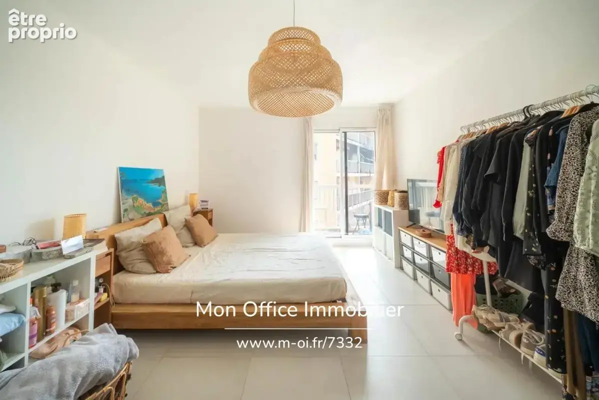 Référence : 7332-ASA. - Appartement 3 pièces avec terrasse et balcon dernier étage - photo 7