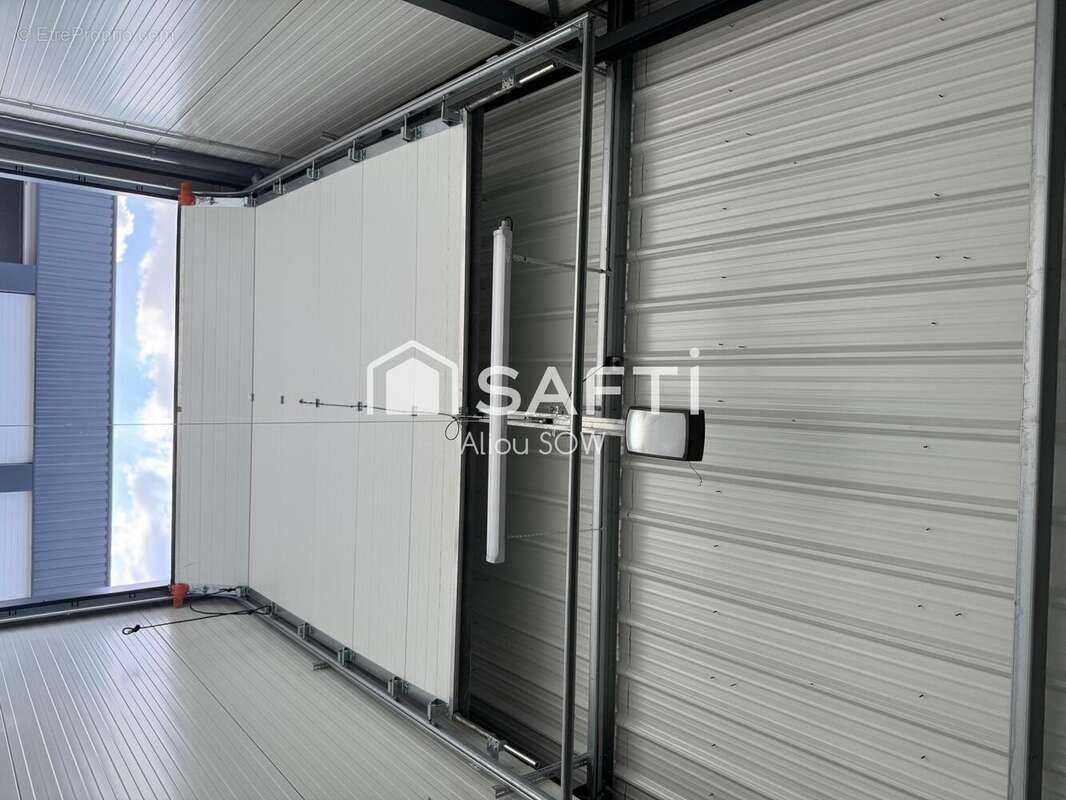 Photo 5 - Parking à AIFFRES