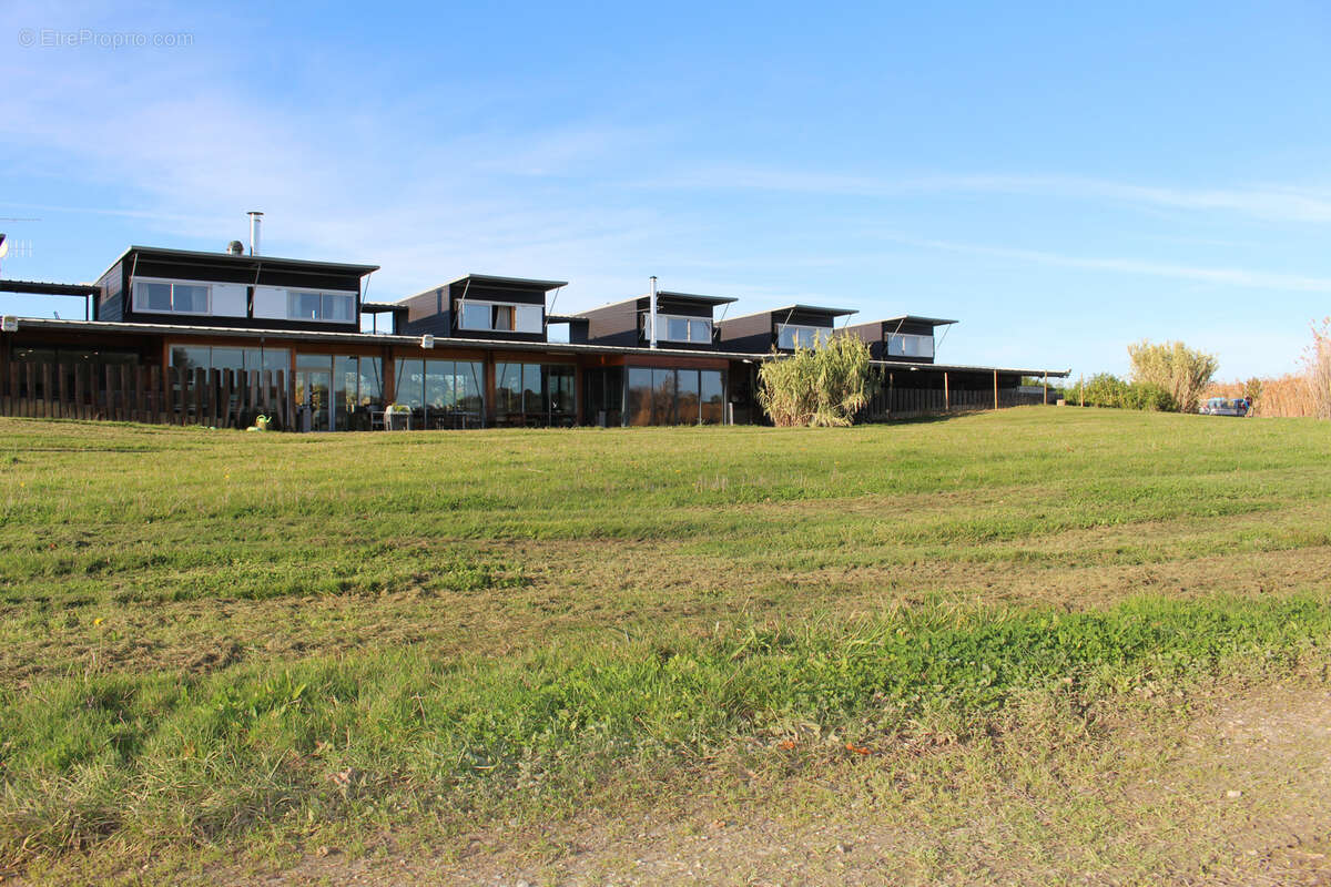 Maison à CHAMPAGNE