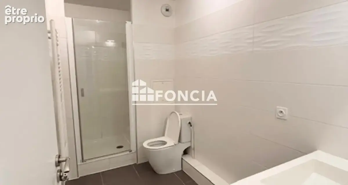 Villa georgia, residence franco-suisse de 2015, proche r.e.r b - photo 8