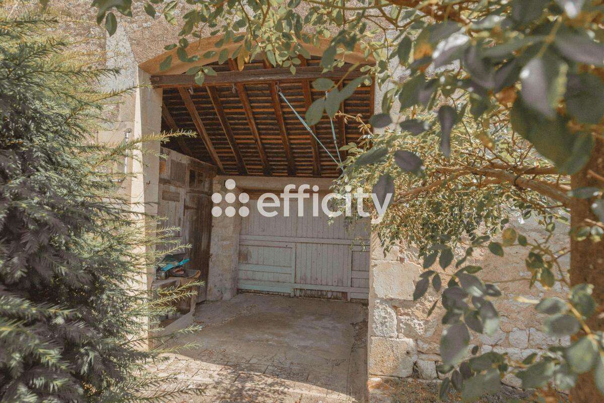 Maison 255 m² à Fontenay-Le-Comte  - photo 36