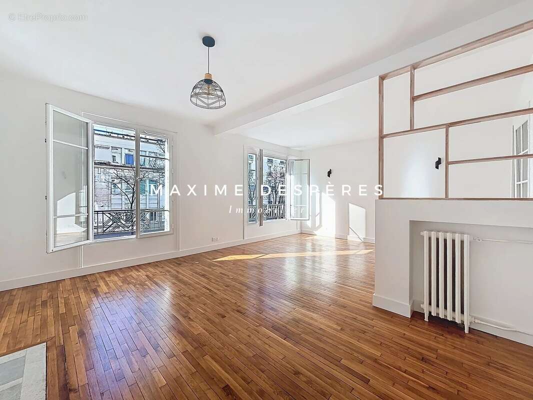 Appartement à PARIS-11E