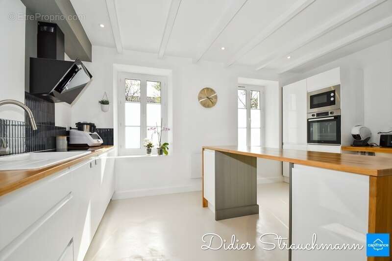 Maison à AIGREFEUILLE-D'AUNIS