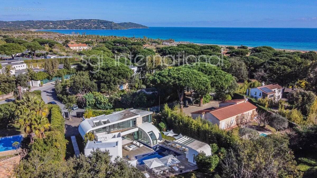 Maison à RAMATUELLE