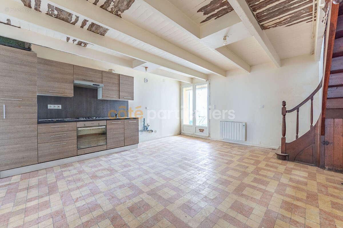 Maison à SAINT-FLORENT-DES-BOIS